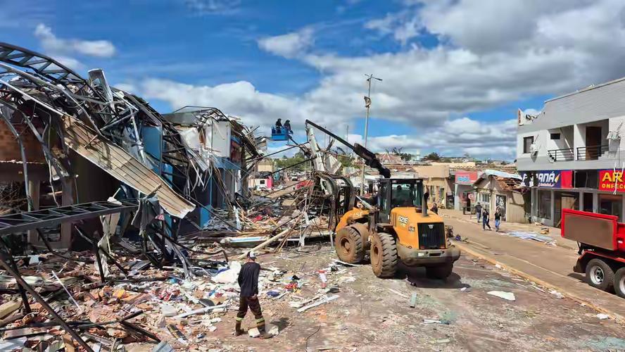 pessoas-morrem-eletrocutadas-em-piscina - Mercado de apostas brasileiro